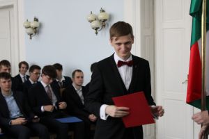 Fotografie – 2025 Předání maturitního vysvědčení