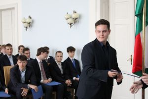 Fotografie – 2025 Předání maturitního vysvědčení