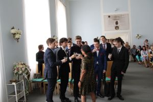 Fotografie – 2025 Předání maturitního vysvědčení