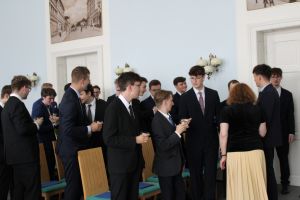 Fotografie – 2025 Předání maturitního vysvědčení