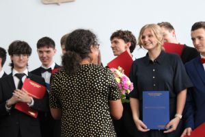 Fotografie – 2025 Předání maturitního vysvědčení