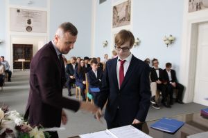Fotografie – 2025 Předání maturitního vysvědčení