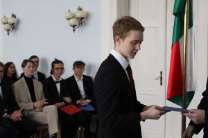 Fotografie – 2025 Předání maturitního vysvědčení