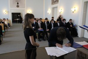 Fotografie – 2026 Předání maturitního vysvědčení