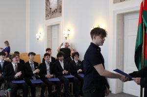 Fotografie – 2026 Předání maturitního vysvědčení