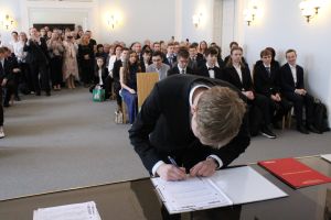 Fotografie – 2026 Předání maturitního vysvědčení