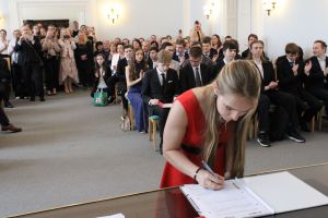 Fotografie – 2026 Předání maturitního vysvědčení