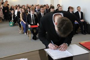 Fotografie – 2026 Předání maturitního vysvědčení