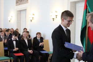 Fotografie – 2026 Předání maturitního vysvědčení