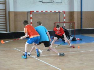 Fotografie – 2013 Florbal (přátelské Utkání s Gymnáziem Špitálská)