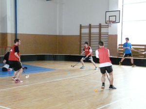 Fotografie – 2013 Florbal (přátelské Utkání s Gymnáziem Špitálská)
