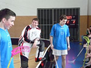 Fotografie – 2013 Florbal (přátelské Utkání s Gymnáziem Špitálská)