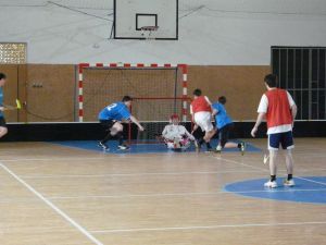 Fotografie – 2013 Florbal (přátelské Utkání s Gymnáziem Špitálská)