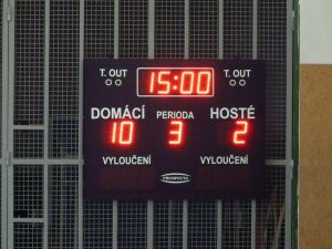 Fotografie – 2013 Florbal (přátelské Utkání s Gymnáziem Špitálská)